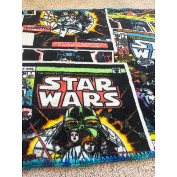 Star Wars Comic Book Fleece Blanket 24" x 58” Blue Yarn Edging Great Condition - Picture 8 of 8